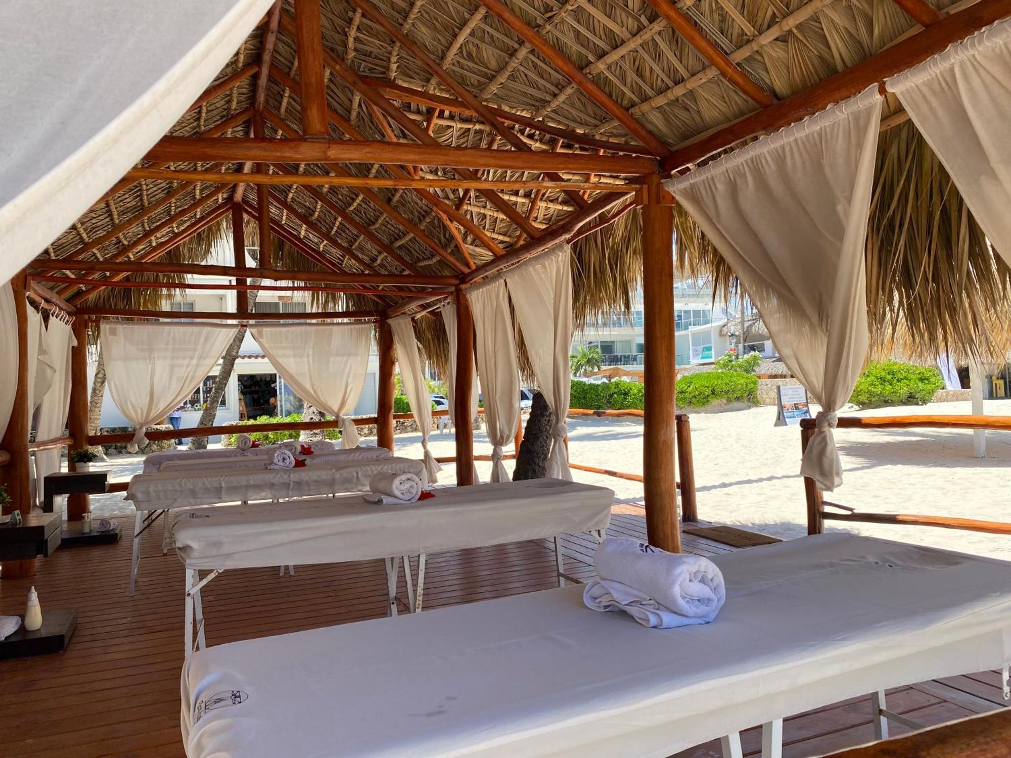 Madonna Pool Beach Los Corales Пунта-Кана Экстерьер фото
